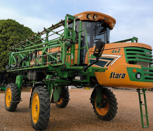 Pulverizador Autopropelido Stara Gladiador 2300 Ano 2013