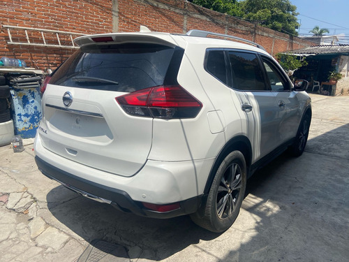 Nissan X-Trail 2.5 Advance 2 Row Cvt