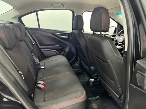 Fiat Cronos 1.8 E.TORQ FLEX PRECISION AT6