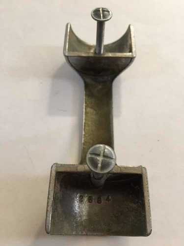 Tirador Halador Asa Manilla Metálica Puerta Gabinete Closet (Usado)