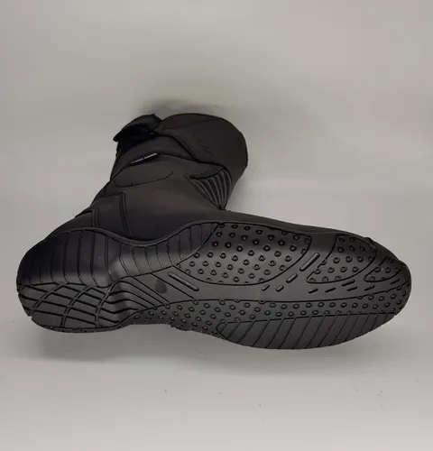 Bota x11 feminina sales