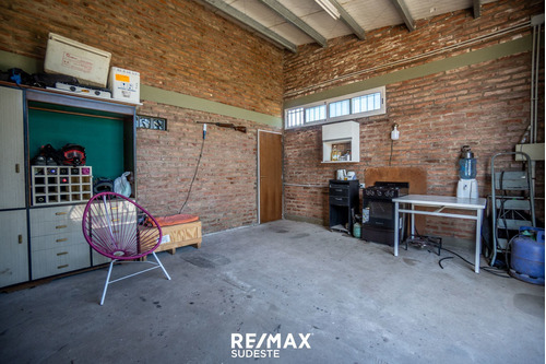 Imagen 2 de 18 de Venta Galpones Y Loft Zona Autódromo