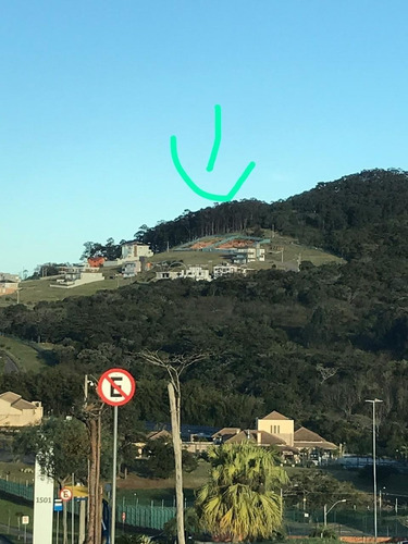 Casa Em Vila Nova Com 3 Dormitórios - Yi126