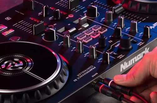 Controladora Numark Mixtrack Pro Fx 2 Decks Dj Rca | Parcelamento