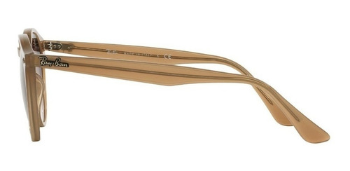 Imagen 4 de 4 de Anteojos de sol Ray-Ban Round RB2180 Standard con marco de propionato color polished light brown, lente brown de plástico degradada, varilla polished light brown de propionato