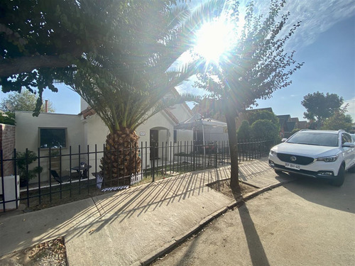 Bajó Su Valor! Casa En Venta De 3 Dorm. En La Florida