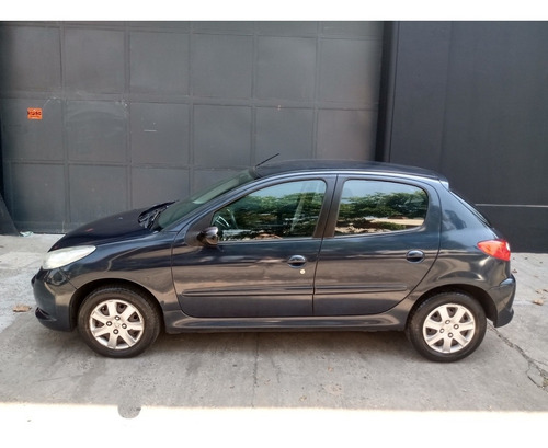 Imagen 3 de 15 de Peugeot 207 2014 1.4 Sedan Allure 75cv