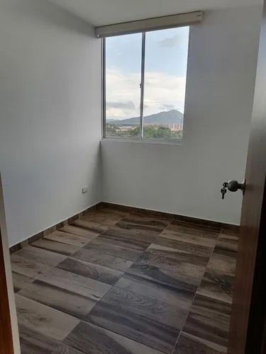 Apartamento, Pisina Camcha De Fusbool Y Basquesbol
