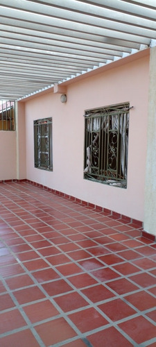 Imagen 4 de 14 de Judithe.venta Casa Urb.trinidad En Maracibo Av.delicias