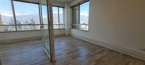 Venta Excelente Oficina En Lo Barnechea