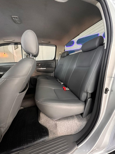 Toyota Hilux CD SRV 4x4 2.7 Flex 16V Aut.