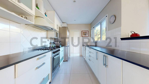 Casa En Venta En Grand Bell 1, Mirá Las Fotos Y Recorré El Tour Virtual!!!