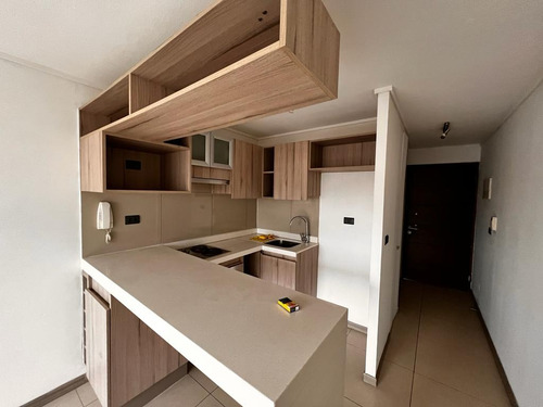 Departamento En Venta, Metro Irarrázaval A Una Cuadra