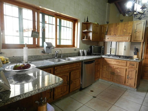 Imagen 9 de 15 de Mayerling Gonzalez Bm Vende Casa En Alto Hatillo Mls #21-6717