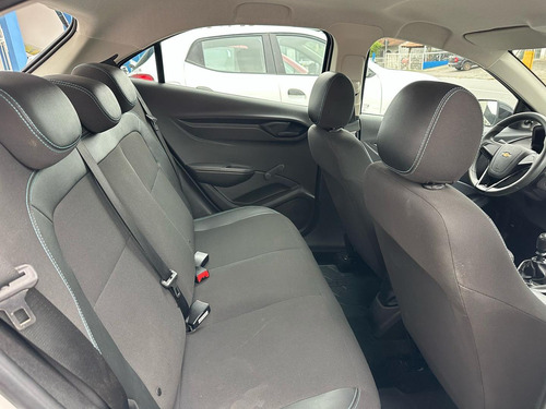Chevrolet Onix Joy Hatch 1.0 8v Flex 5p Mec.