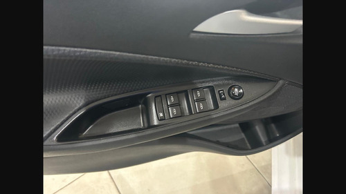 Chevrolet Onix 1.0 Ltz Turbo 5p