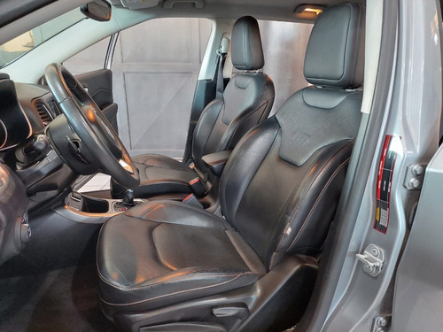 Imagen 8 de 16 de Jeep Compass 2019 2.4 Longitude