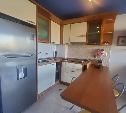 Apartamento En Playa El Angel Margarita Con Vista A La Avenida