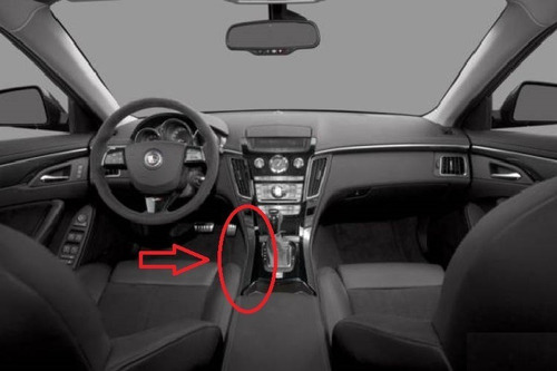 Moldura Izquierda De Palanca Cadillac Cts Mod 08-13 Original (Usado)