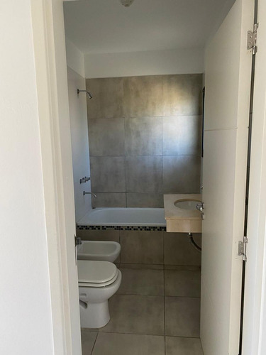 Casa En Venta De 3 Dormitorios En Villa Allende.