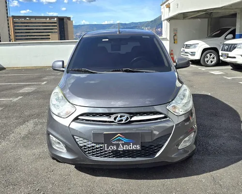 Hyundai i10 1.1 AT