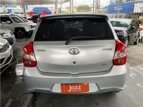 Toyota Etios 1.3 X 16V FLEX 4P AUTOMÁTICO