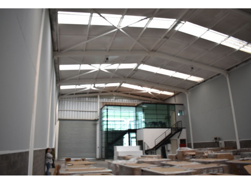 Imagen 16 de 30 de Venta Bodegas Industriales 493,77 M2 Con Oficinas, Panameri