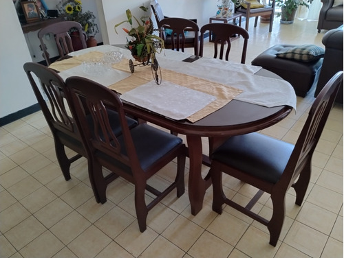 Juego De Comedor En Madera 6 Puestos