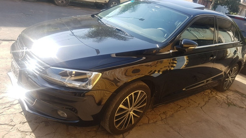 Volkswagen Vento 2.0 Sportline Tsi 200cv Dsg 2012