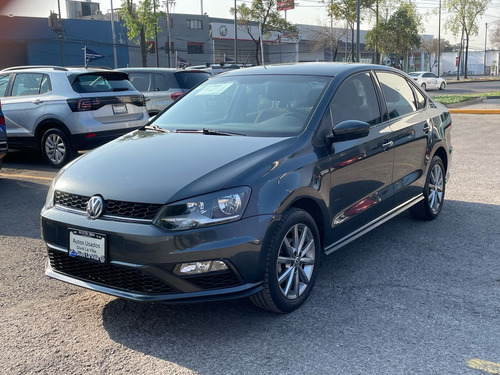 Volkswagen Vento 1.6 Confortline At