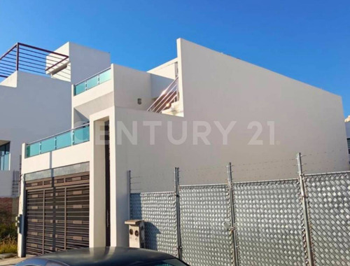Edificio En Venta En Real Del Valle, Mazatlán, Sinaloa.