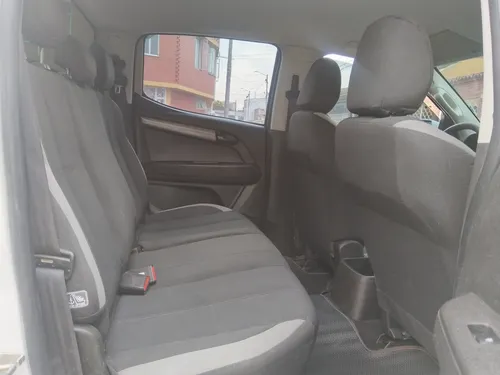 Chevrolet Colorado Ls Modelo 2022 2800cm3 4x4 2 Dueño.
