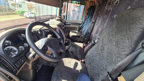 Imagem 9 de 12 de Daf 510 6x4 2018