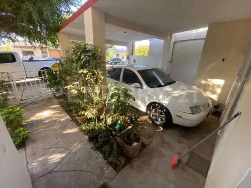 Casa En Venta, Calle Ignacio Allende #1225, Colonia Insurgentes