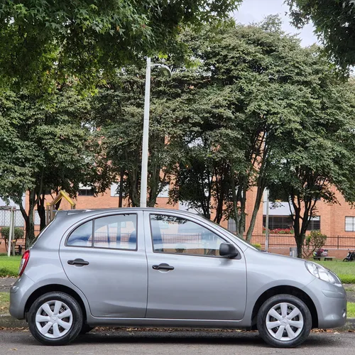 Nissan March 1.6 Active Con Aire Hermoso Oportunidad