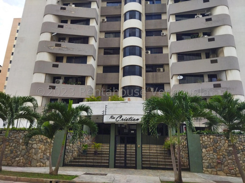 Apartamento En Venta Ubicada En Sabana Larga Valencia Carabobo 24-54, Eloisa Mejia