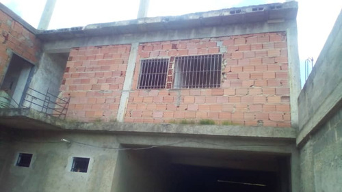 Imagen 3 de 7 de Hhivta. Venta Bienhechurias En Construccion, En Estado Miranda.