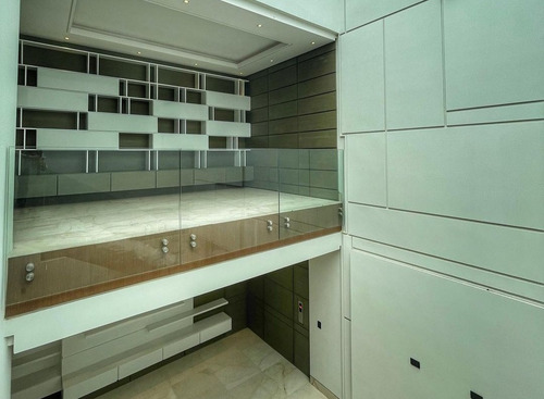 Imagen 10 de 29 de Fernando Perez Vende Penthouse A Estrenar En Terrazas Del Country Res Sibaris, Guataparo Valencia