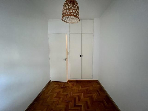 Imagen 6 de 10 de Departamento De 3 Ambientes Con Balcon - Muy Luminoso - Coghlan