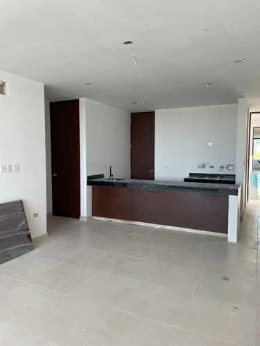 Imagen 9 de 18 de Departamento 110m2 Balcón 2 Recamaras 2 Baños Y Medio Mejor Zona De Temozón Norte Seguridad 24 Hrs Amenidades Piscina Salon Con Aire Roof Garden Mérida Ciudad Mas Segura Oportunidad De Inversion