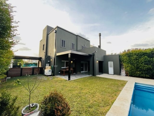 Imagen 17 de 20 de Casa En Venta En Grand Bourg