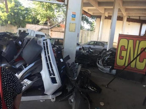 Imagen 17 de 19 de Estación De Servicio En Importante Esquina Con 98m En Ituzaingó