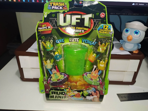 Uft Ultimate Fighting Com 12 Trashies Trash Pack Dtc