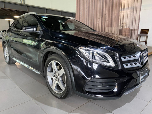 Imagen 3 de 15 de Mercedes Benz Gla 250 Sport 2018 Negro
