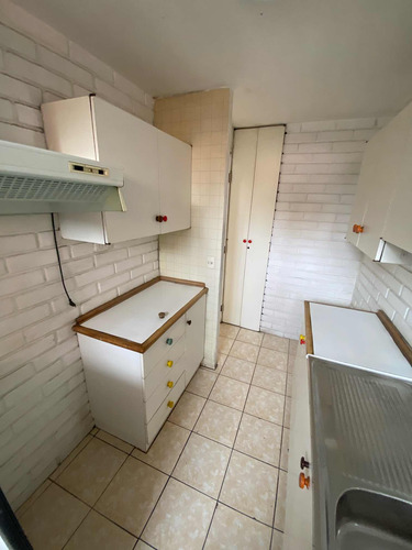 Depto Antiguo 3d/2b + E Plaza Ñuñoa Gastos Comunes Incluidos