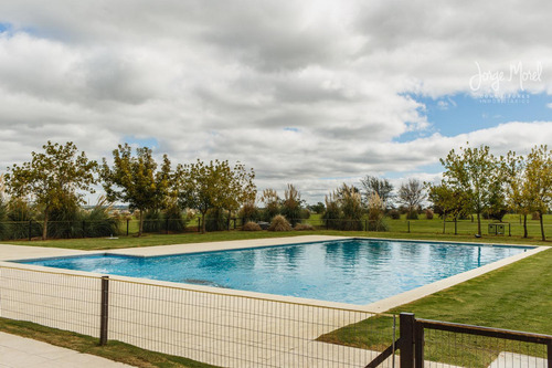 Casa Perimetral #0-100 - San Sebastian - Area 10 - 941m2 #id 2454