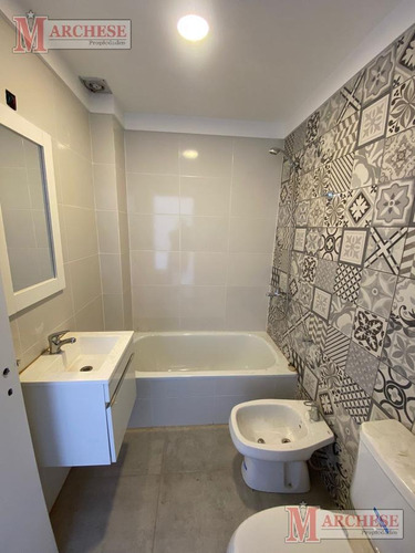 Imagen 26 de 30 de Departamento 2 Ambientes En Venta En Castelar Norte