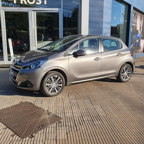 Peugeot208 Allure 1.6 2017 Prost