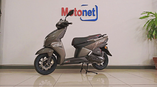 Imagen 18 de 22 de Tvs Ntorq 125 Scooter 0km 2023 Azul Gris Rojo Motonet