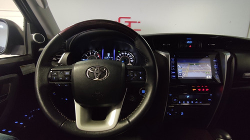 Toyota Sw4 2019 2.8 Tdi Srx 7l 4x4 Aut. 5p